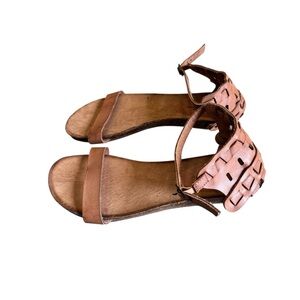 Shake Collection Brown Women Sandals Size 10